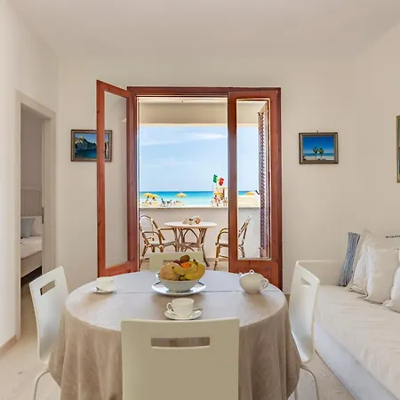 Conturrana Fronte Mare Apartment